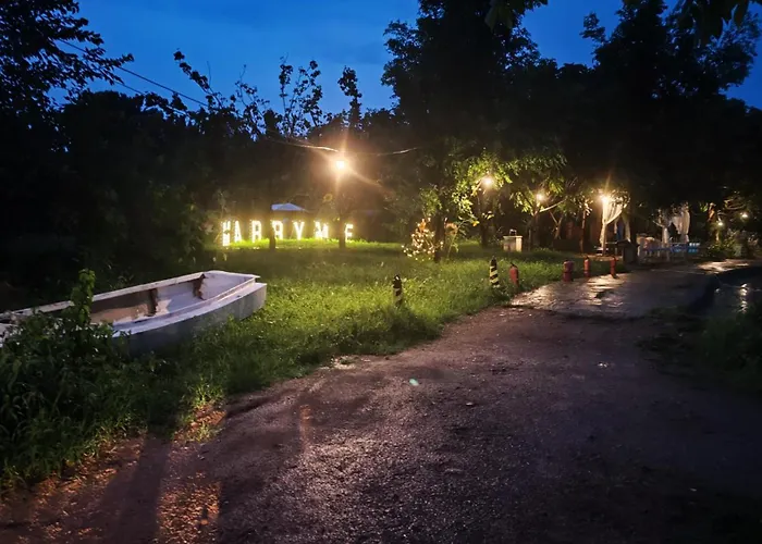 Billina Private Boutique Garden Cottage