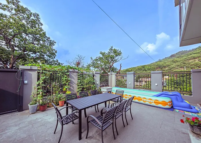 Yue Tong Farmer House